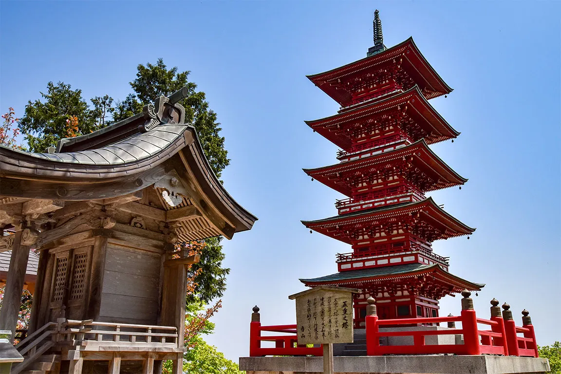 倶利迦羅山不動寺 五重塔